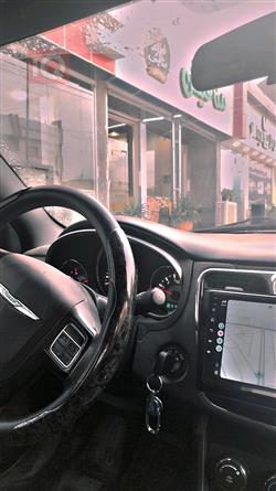 Chrysler 200